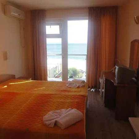 Barex Family Hotel 3*