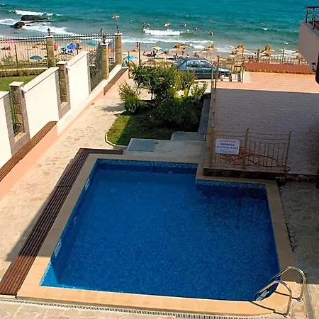 فندق Barex Family سوزوبول