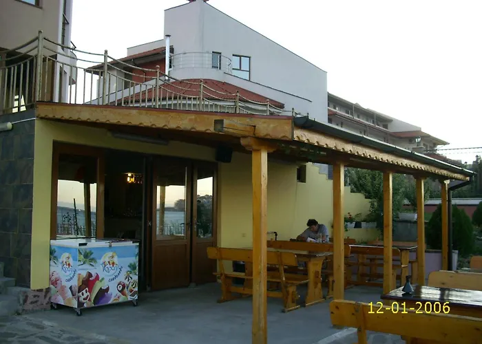 Отель Barex Family 3*