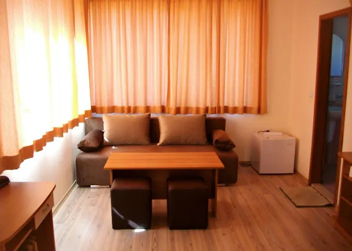 Отель Barex Family